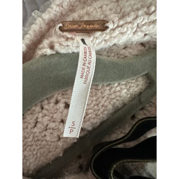 Free People Hold Me Closer Lace Yoke Sweater In Pearl Combo Small - Picture 7 of 7